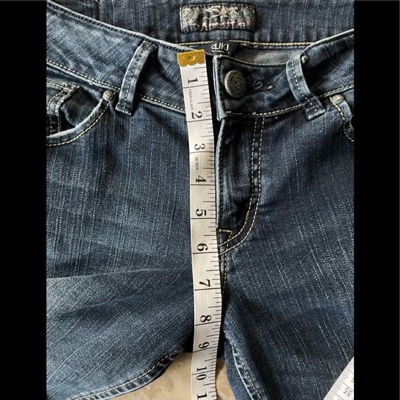 SILVER jeans dark Wash mid rise boot cut jeans - Picture 7 of 10